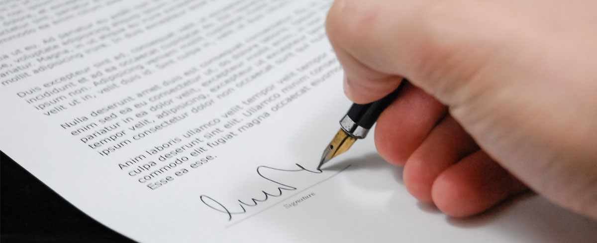 contract signature